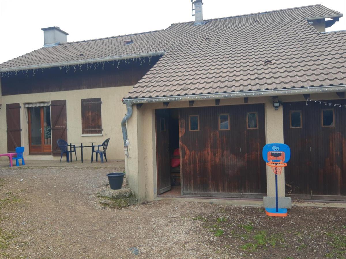 Maison Du Bonheur Mont-sous-Vaudrey Exterior foto